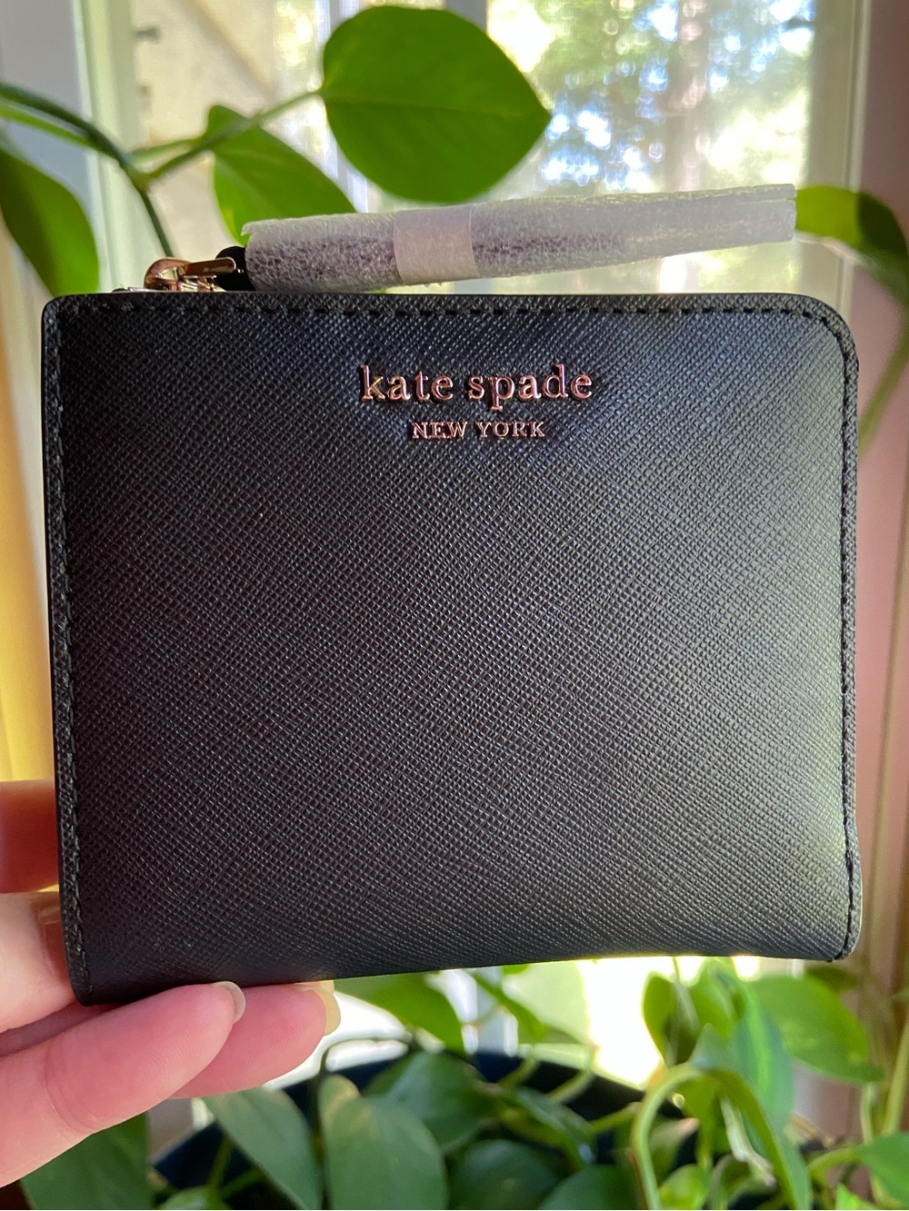 Kate Spade New York Staci Small L-Zip Bifold Wallet Black Business Professional